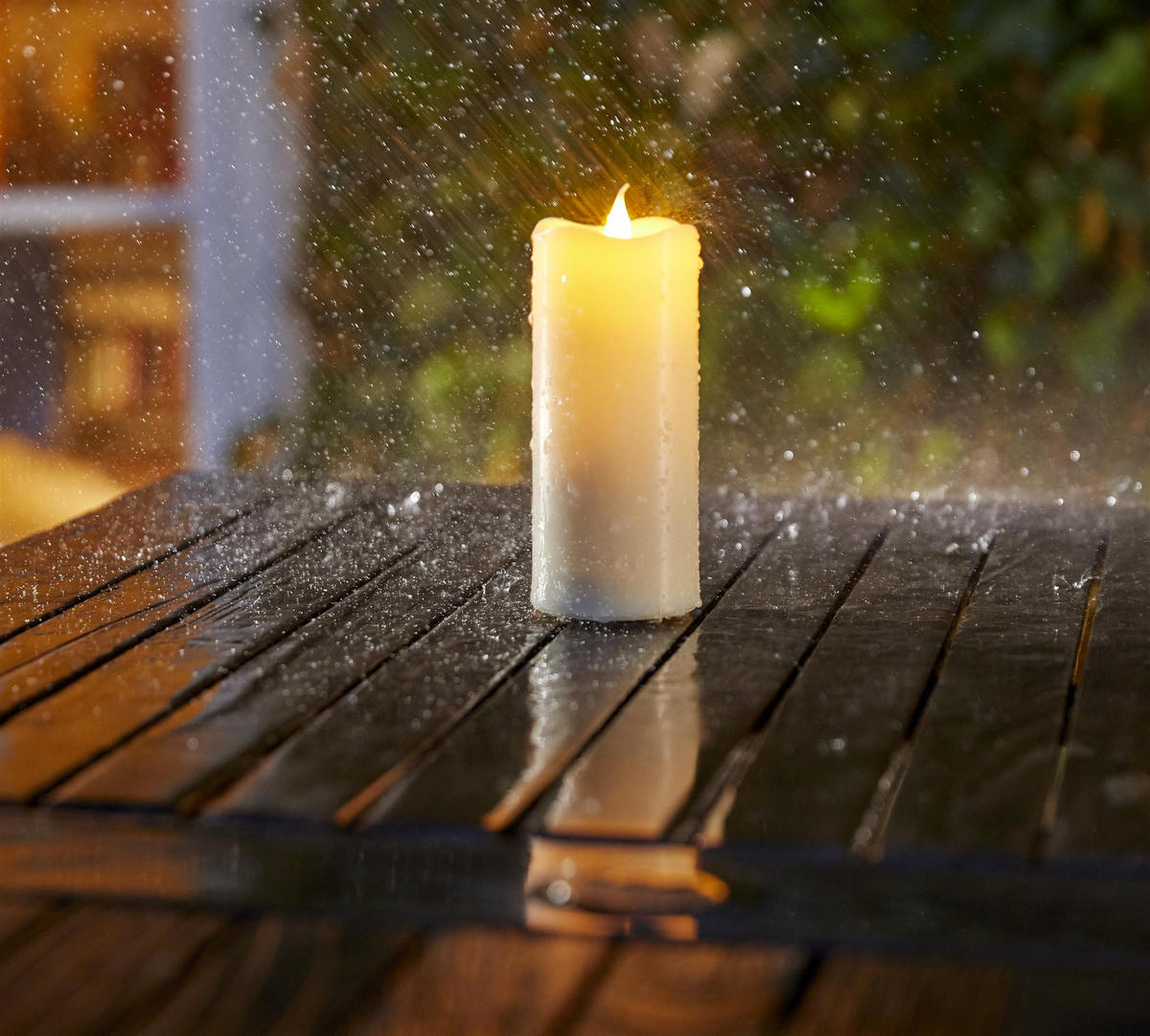 LED-KERZE - wasserfest mit Timer- und Flackerfunktion für Outdoor-Nutzung, Ø7cm x 15cm, 1 Stück - Weiß, Kunststoff (7/7/15cm) - Northpoint
