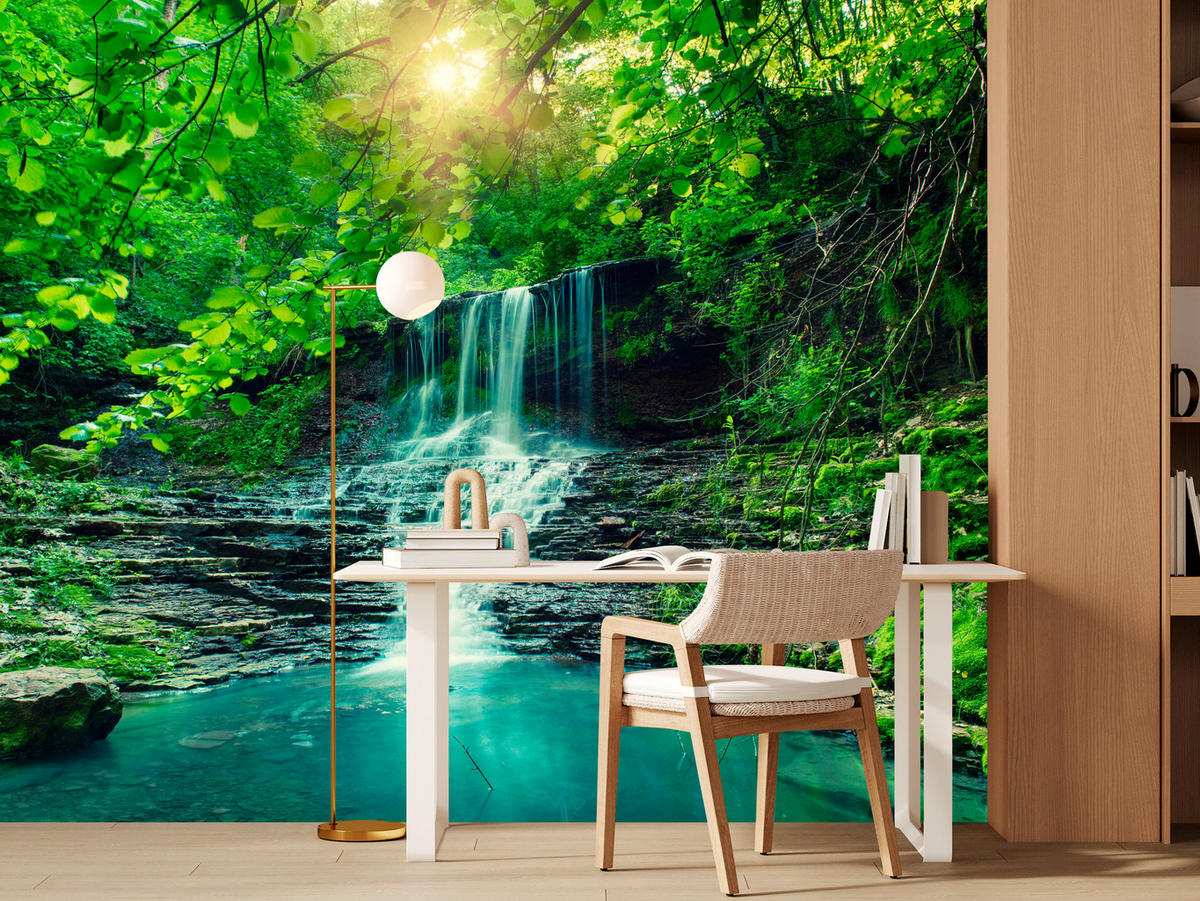 FOTOTAPETE für Schlafzimmer Türkisfarbener Wasserfall Wald Bäume Blätter Felsen 250x175 - Türkis/Blau, Papier (250/175cm) - Muralo