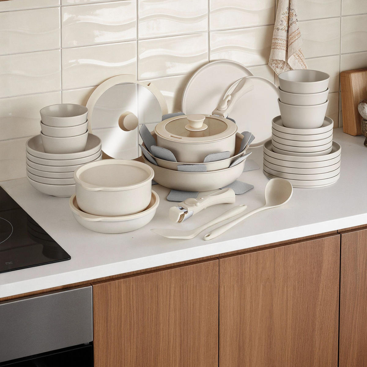KÜCHENSTARTERSET 40er Set Una/Genua, inklusive Küchenwerkzeugen, Topfschonern und anklemmbaren Griffen, taupe/weiß - Taupe, Keramik (27.5/13/44cm) - tectake