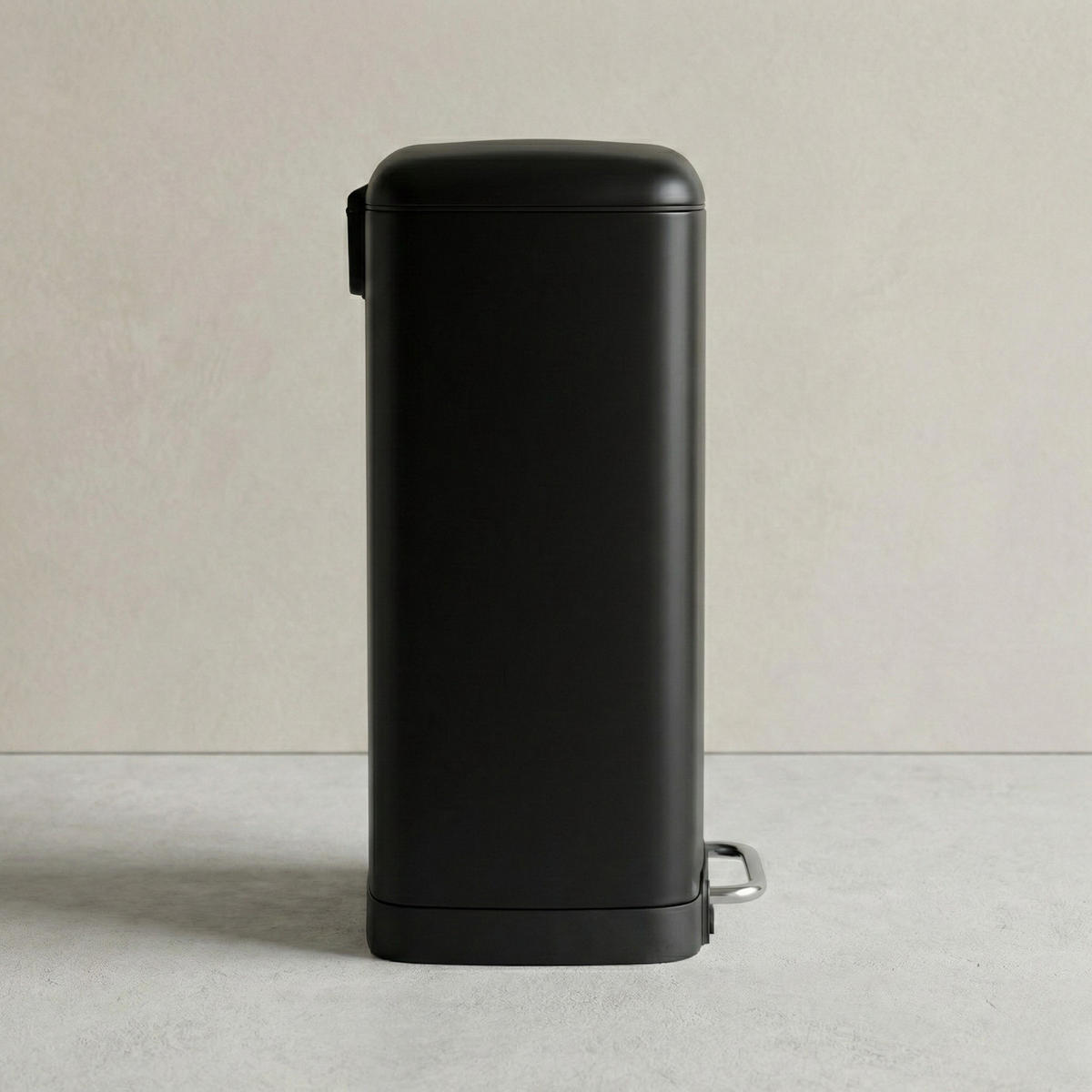 MÜLLBEHÄLTER mit Pedal Myk 30 l 35/32/61 cm - Schwarz, Metall (32/61/35cm) - NUXIO