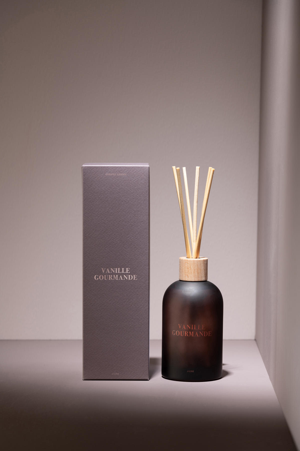 DUFTSPENDER HAUSPARFUM ACCORDS ESSENTIELS - Braun - 250 ml - Braun, Paraffin (7.5/27.5/7.5cm) - J-Line