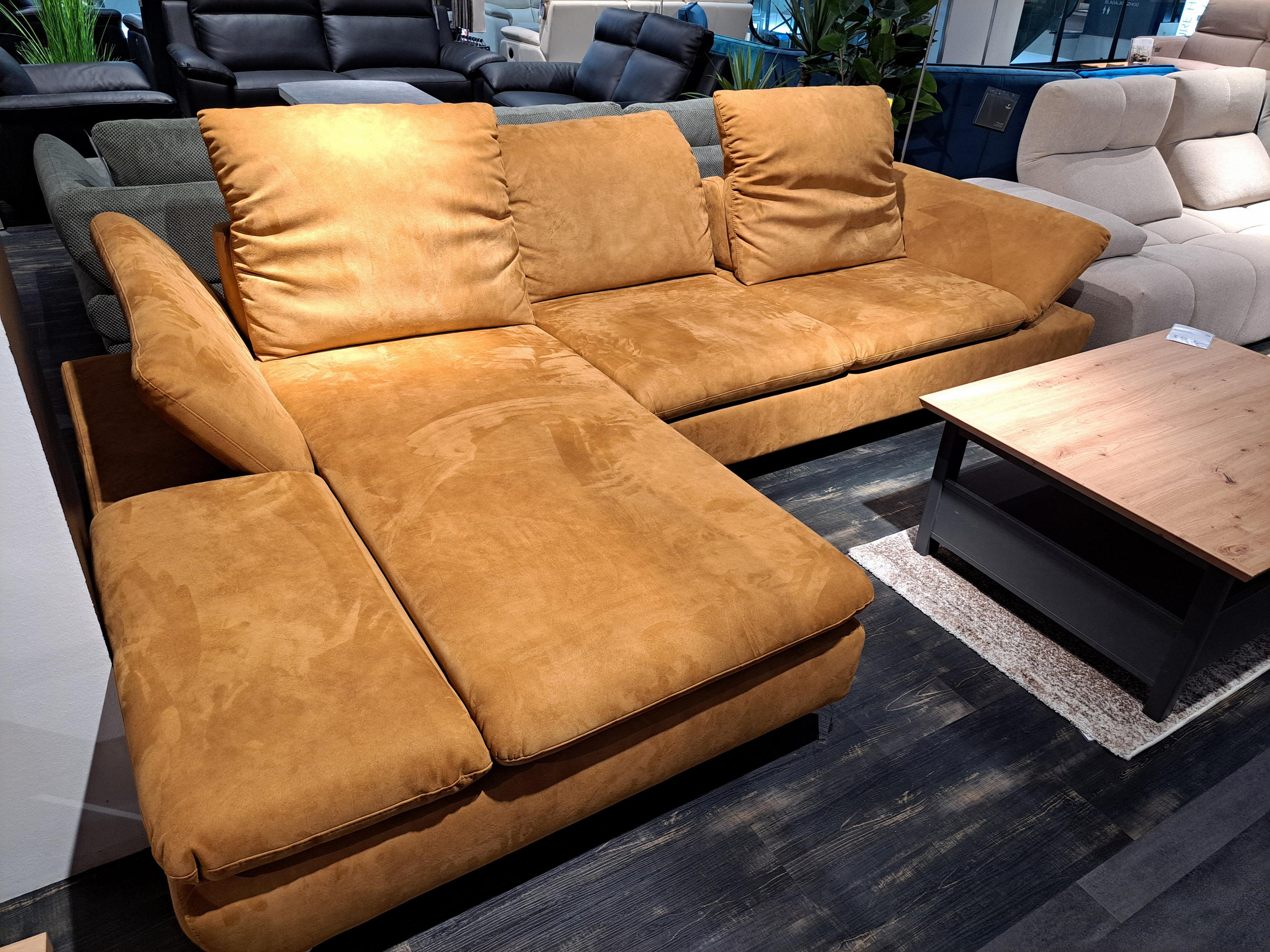 SEDEŽNA GARNITURA JACKIE - Chilliano