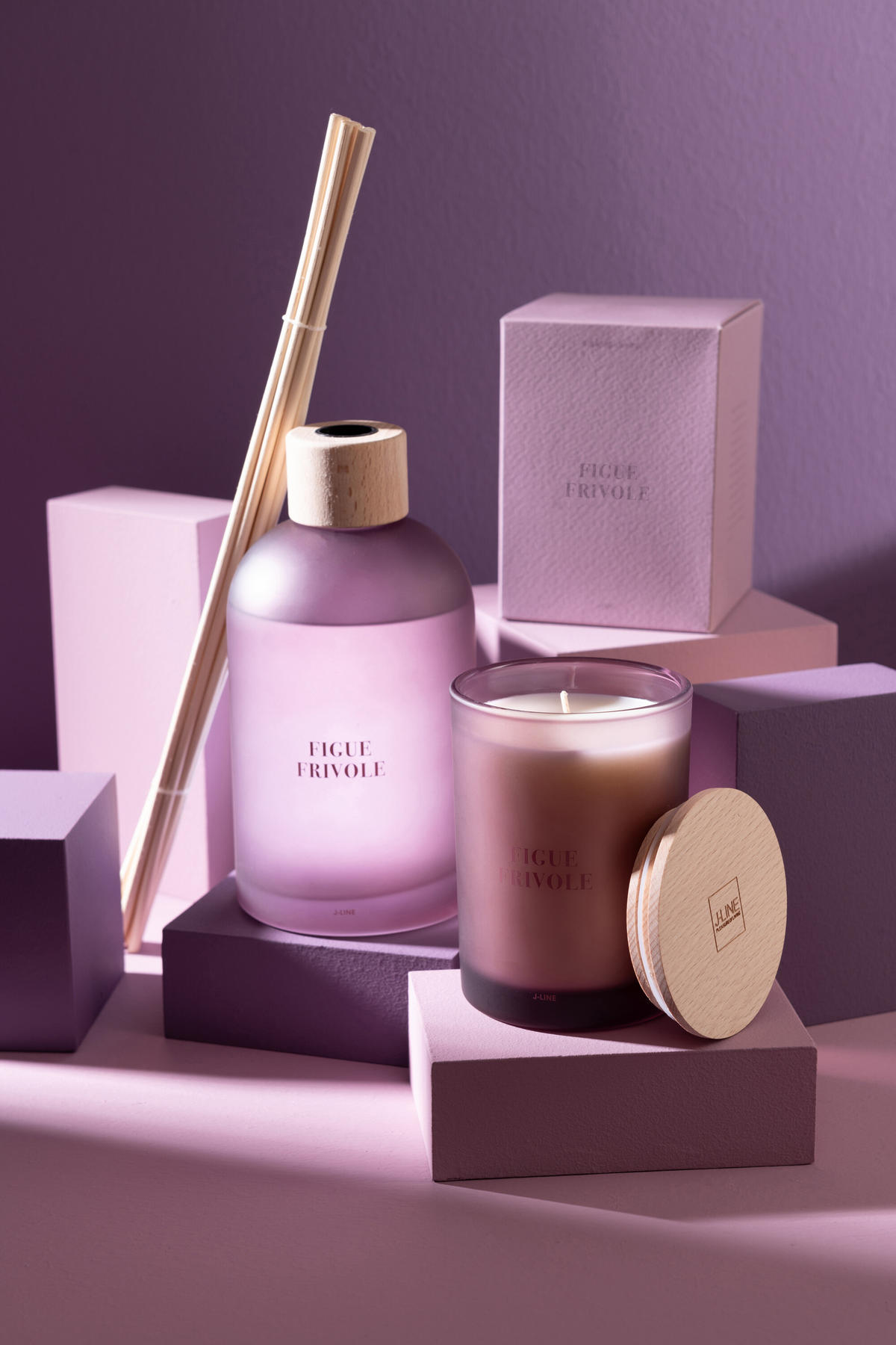 DUFTKERZE ACCORDS ESSENTIALS - Lila - 38 Std. - Lila, Paraffin (8.5/12.5cm) - J-Line