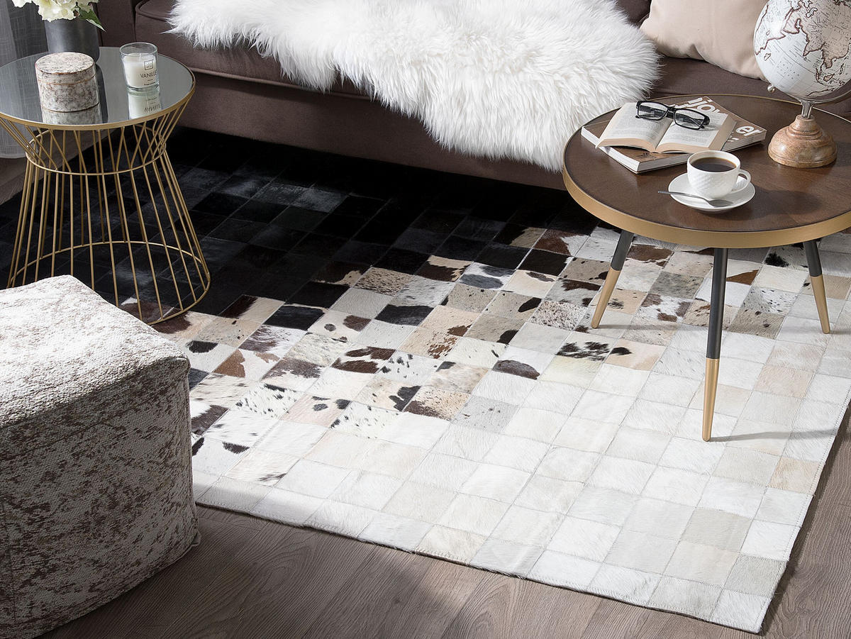 KURZFLOR-TEPPICH Kemah 200/140 cm - Schwarz, Fell (140/200cm) - Beliani