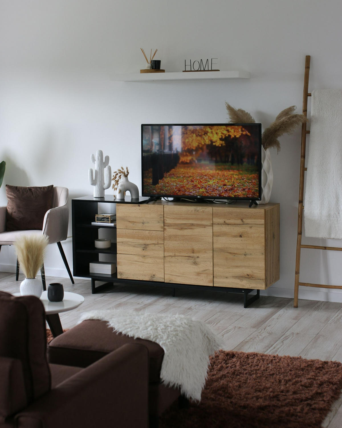 SIDEBOARD se 2 dveřmi Hnědý/Černý Fiora - hnědá, kompozitní dřevo (160/75/40cm) - Beliani