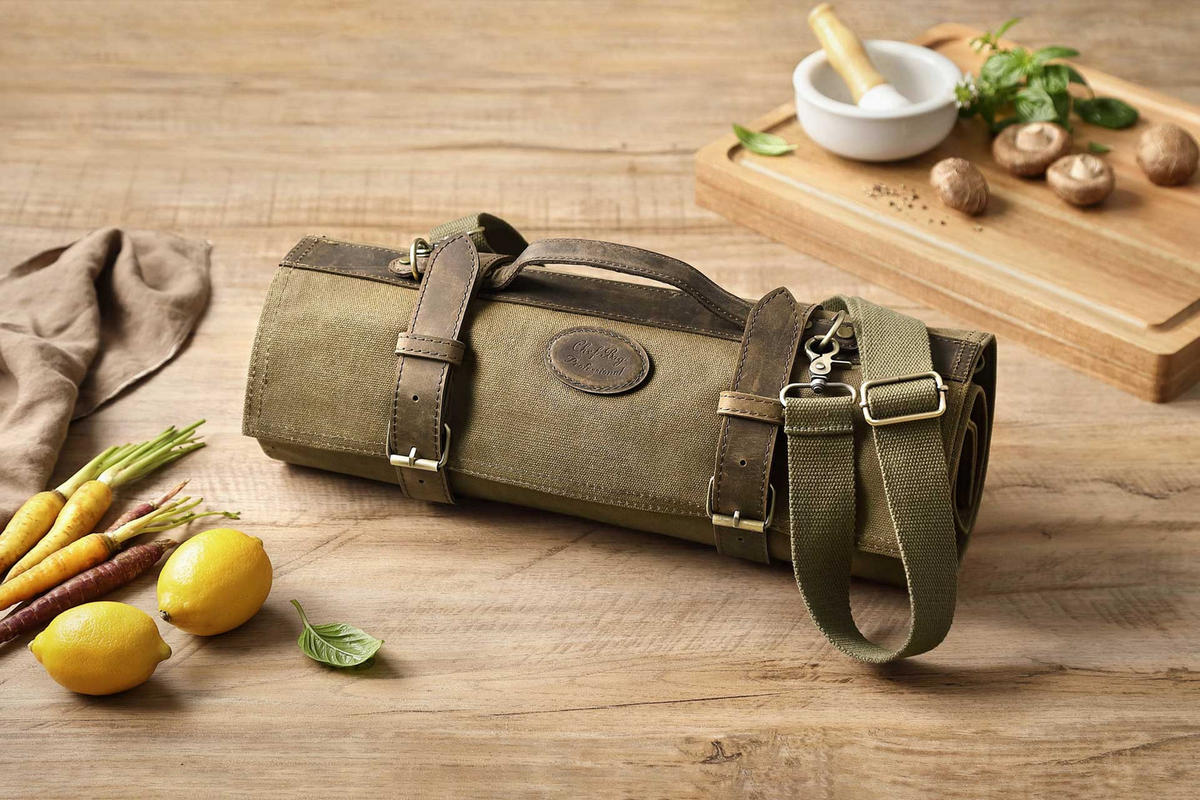 MESSERTASCHE GRÜN 12 SCHLITZE - Dunkelgrün, Leder (95/1/43cm) - Zayiko