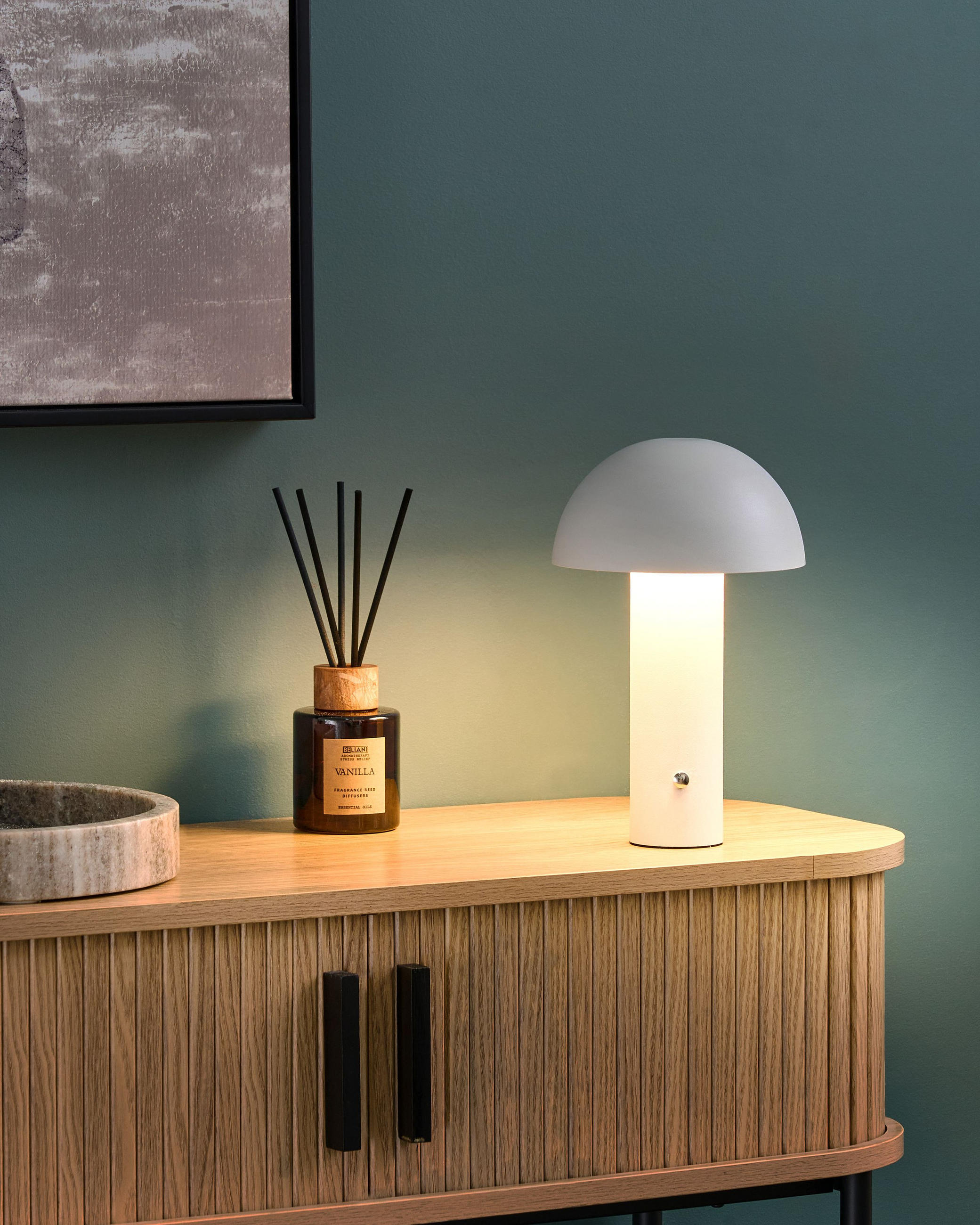 LED-TISCHLEUCHTE Weiß Bojo - Weiß, Metall (14/14/25cm) - Beliani