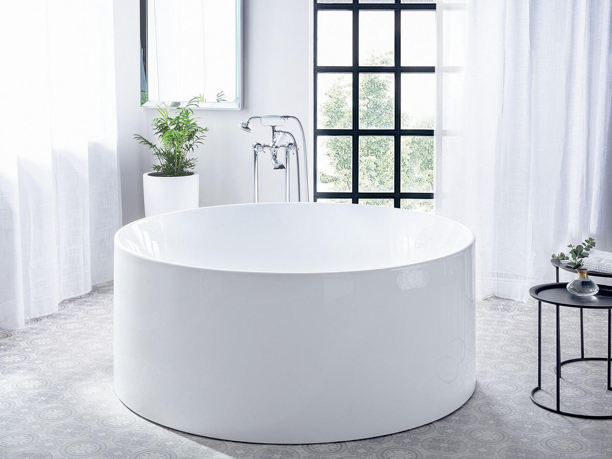 BADEWANNE FREISTEHEND 140x140x58 cm weiß Ibiza - Weiß, Kunststoff (140/58/140cm) - Beliani