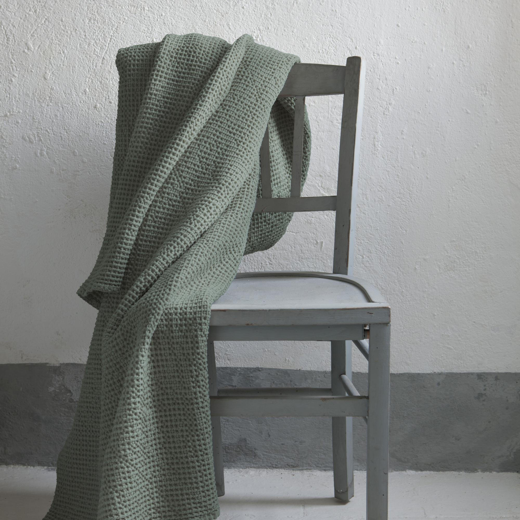 BETTÜBERWURF Maia graugrün 260 x 260 cm - Grün, Textil (260/260cm) - Vivaraise