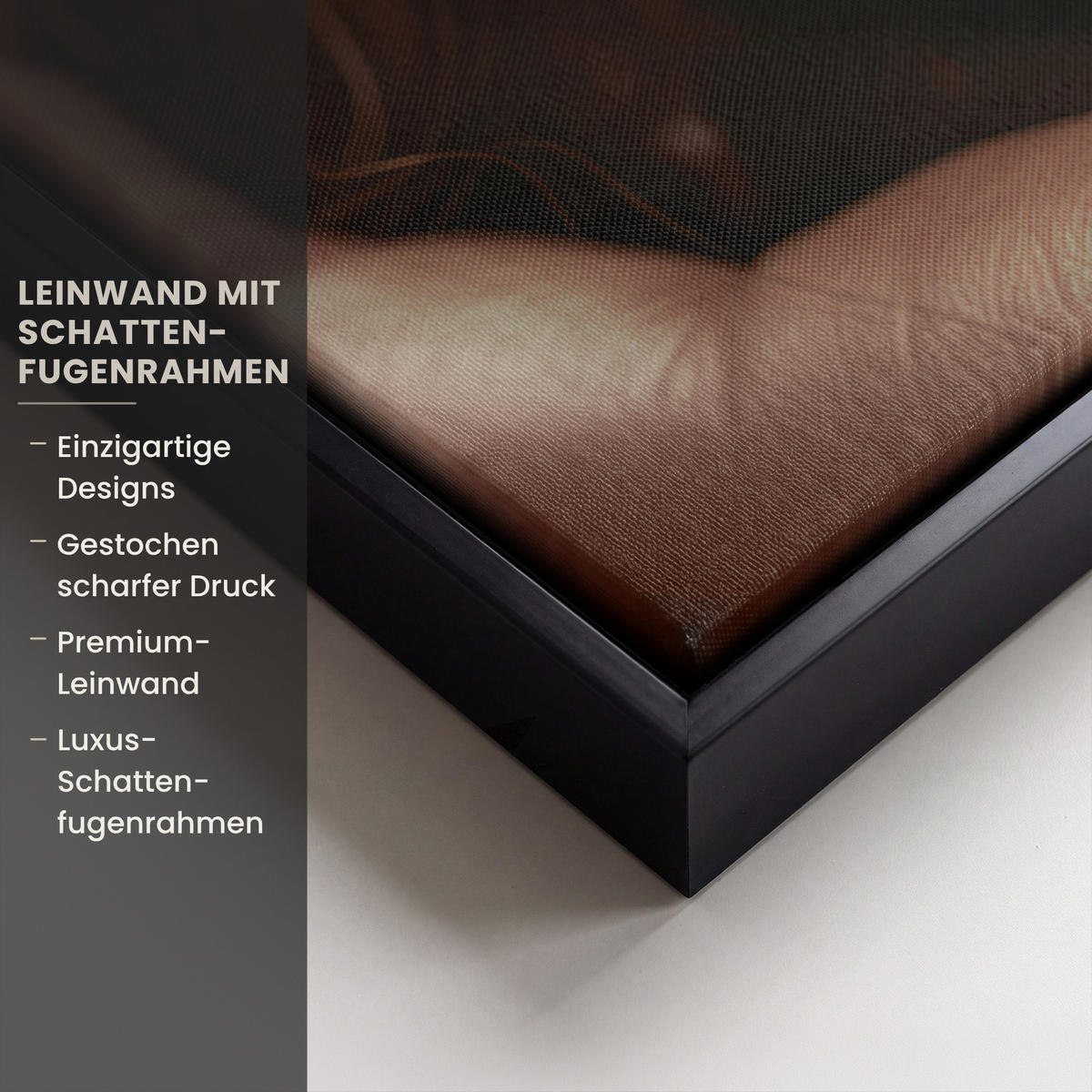 LEINWAND Bilder mit Rahmen - Frau - Gold - Luxus - Porträt - 50x70 - Goldfarben, Textil (50/70cm) - MuchoWow