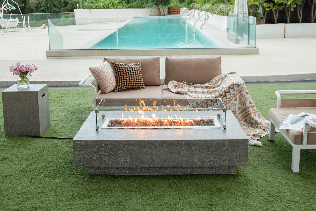 FEUERTISCH HAMPTON Gasfeuerstelle aus GFRC-Beton 142/81/35 cm - Hellgrau, Stein (81/35/142cm) - Elementi