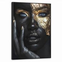 LEINWAND Bilder mit Rahmen - Frau - Gold - Porträt - Schwarz-Weiß - Luxus - 50x70 - Hellblau, Textil (50/70cm) - MuchoWow