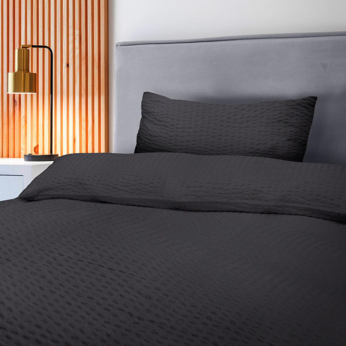 BETTWÄSCHE Meline 135/200 cm + Kissenbezug 40/80 cm Schwarz Seersucker - Schwarz, Textil (40/80cm) - Beautissu 