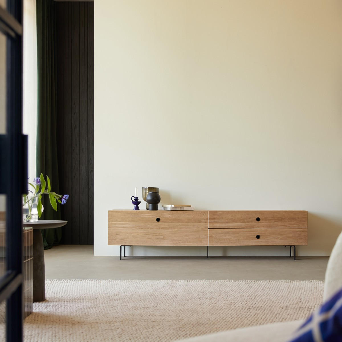 TV-SCHRANK Jeanne Natur aus Eiche - Naturfarben, Holz (200/50/40cm) - Tikamoon