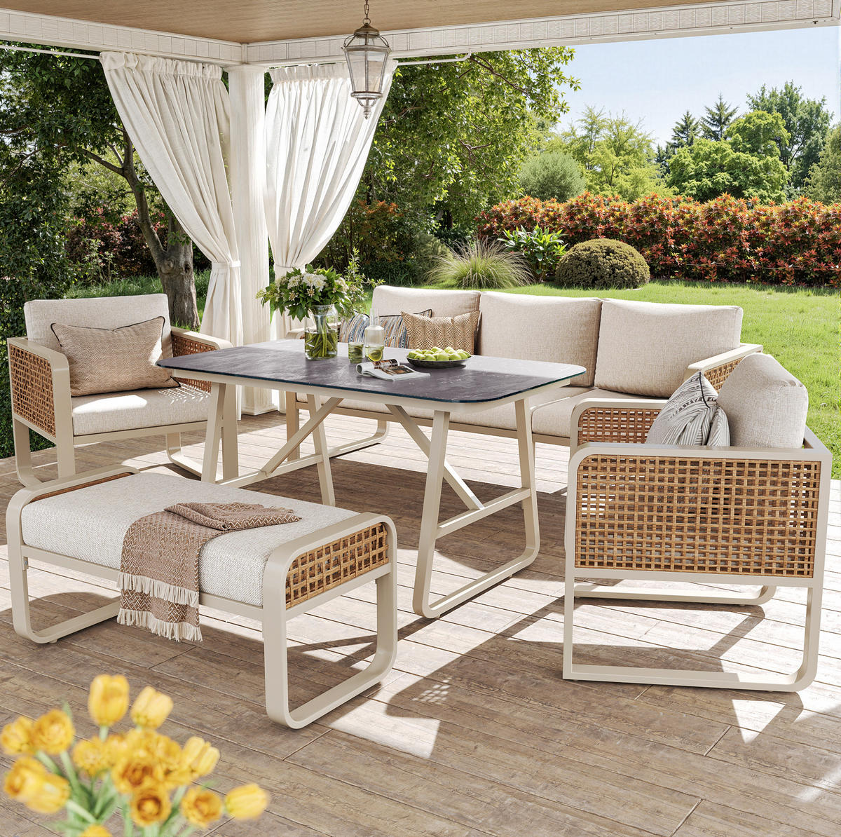 GARTENLOUNGE 178/61/76 cm beige aus PE-Rattan mit Tisch und waschbaren Kissen - Beige, Metall - OKWISH