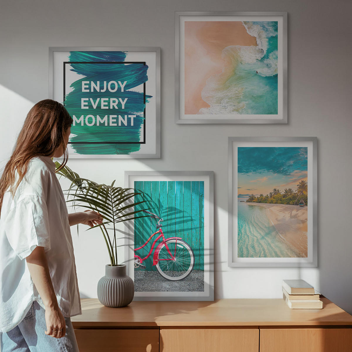 WANDBILDER 4er Set - 50x50 cm & 40x60 cm Silberner Rahmen - Inspiration für ein Fahrrad mit Seeboot - Silberfarben, Kunststoff (50/50cm) - ArtPrintCave