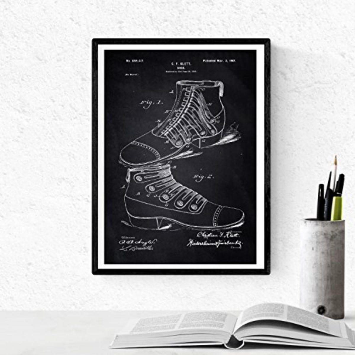 POSTER Set mit 4 SCHWARZ Mode Patenten A4 Schwarzer Rahmen - Schwarz, Papier (29.7/3cm) - Nacnic