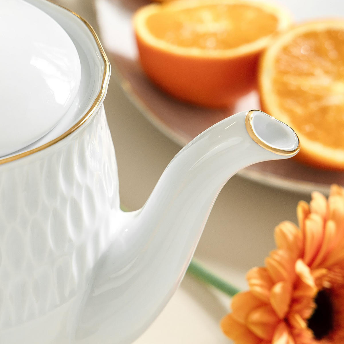 TEEKANNE CMIELOW SOFIA aus Porzellan - Weiß, Keramik (1.6L) - KONSIMO®