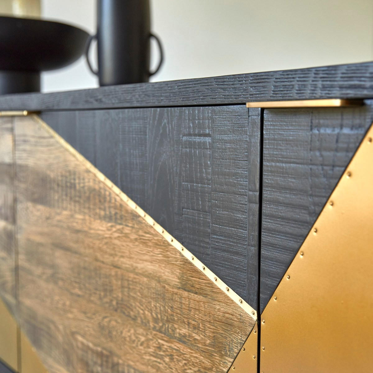 TV-SCHRANK Oscar Schwarz aus Eiche - Schwarz, Holz (240/77/48cm) - Tikamoon