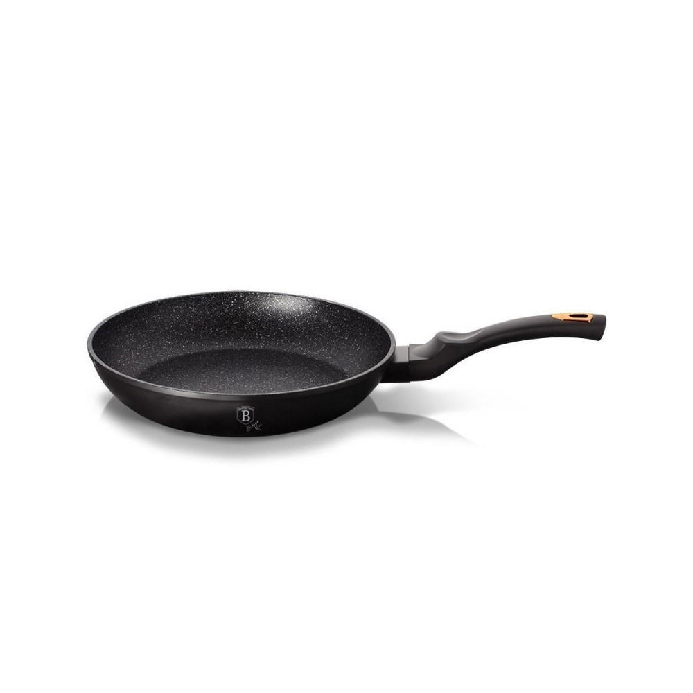 PFANNE Schwarz 28/28/5.2 cm BH1635 - Schwarz, Metall (28cm) - Berlinger Haus