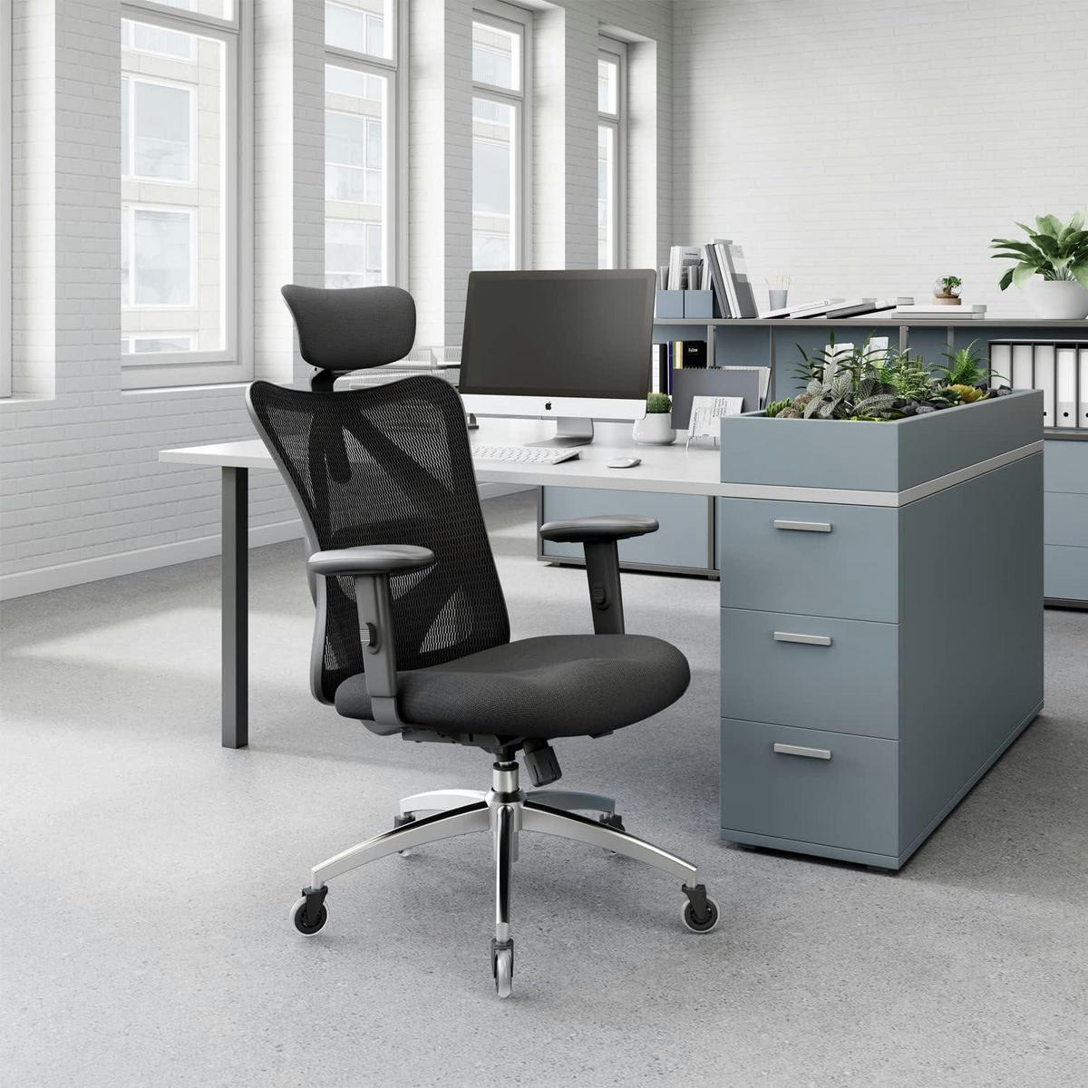 BÜROSTUHL mit verstellbarer Lordosenstütze und Kopfstütze Schwarz - Schwarz, Textil (53/127/72cm)