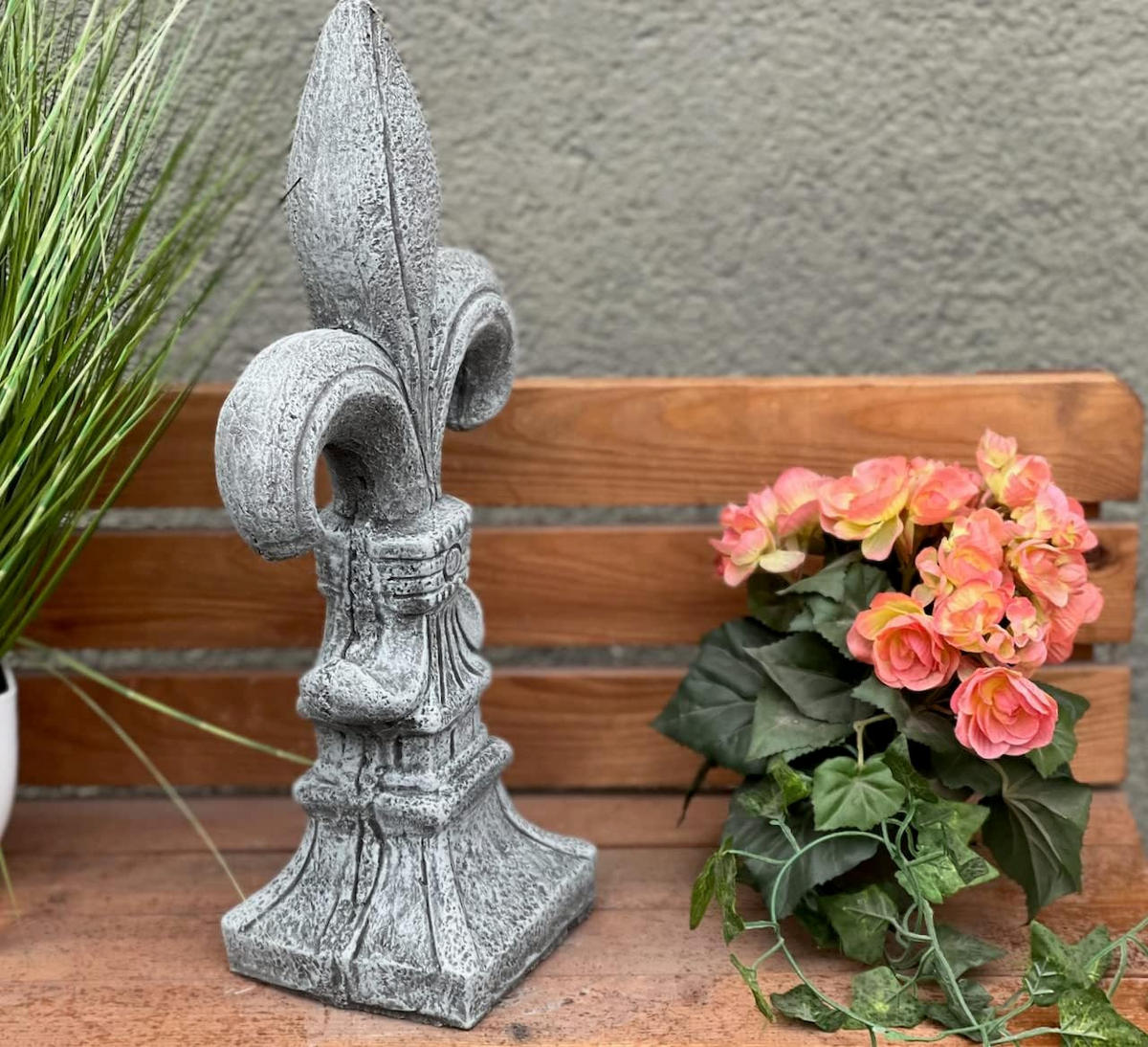 STEINFIGUR Skulptur Lilie Ritterlilie XL frostfest - Grau, Stein (23/48/14cm) - stoneandstyle