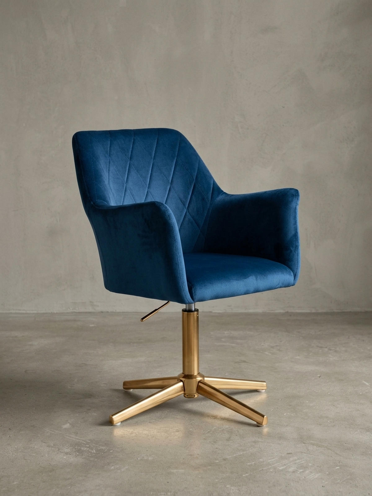 DREHSTUHL Samt mit Armlehnen Eisengestell 360° Funktion, Blau 97x55x55 cm - Blau/Goldfarben, Textil/Metall (97/55/55cm) - KADIMA DESIGN