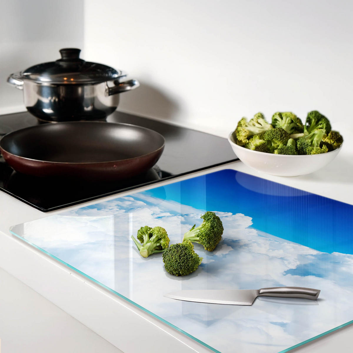 GLASPLATTE 60x52 cm Wolken - Blau, Glas (60/0.4/52cm) - TULUP