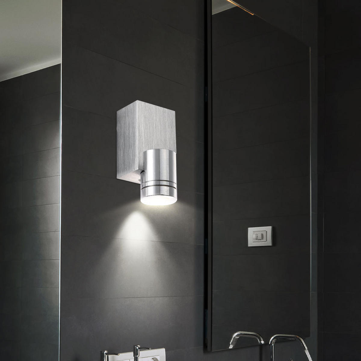 LED WANDLEUCHTE Gordon Aluminium Silber - Silberfarben, Metall (8.3/4.5/4cm) - Globo Lighting