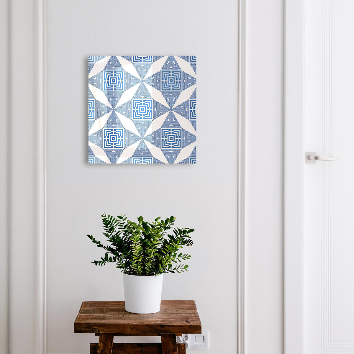 SCHLÜSSELBOX Weiß 30x30 cm – Türöffnung nach rechts - Geometrisches Muster - Blau, Metall (30/30/5cm) - TULUP