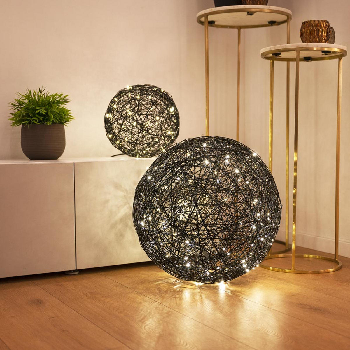 LED-AUSSENKUGEL Mesh Schwarz Ø 30cm - Schwarz, Metall (30/30/30cm) - s.luce