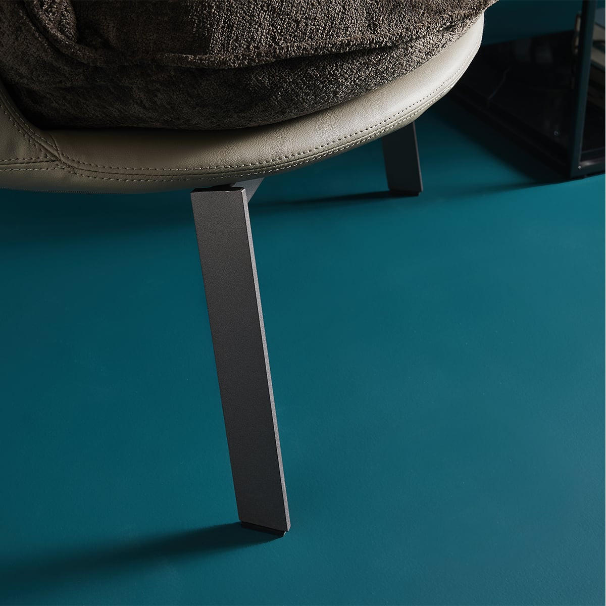 BOB Sessel - Kissen aus Chenille-Stoff - Braun, Textil (83/63/68cm) - Signature