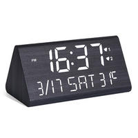 WECKER USB-Aufladung Schwarz 15/8/7 cm - Schwarz, Kunststoff (8/7/15cm) - Authentics