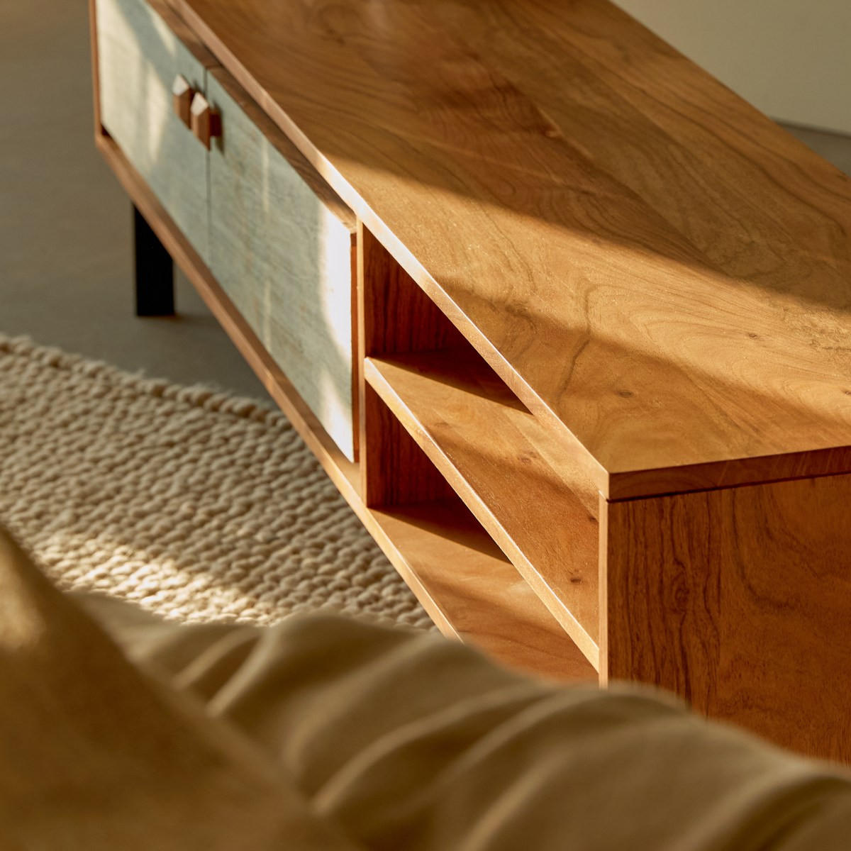 TV-SCHRANK Temis Natur aus Akazie - Naturfarben, Holz (160/40/35cm) - Tikamoon