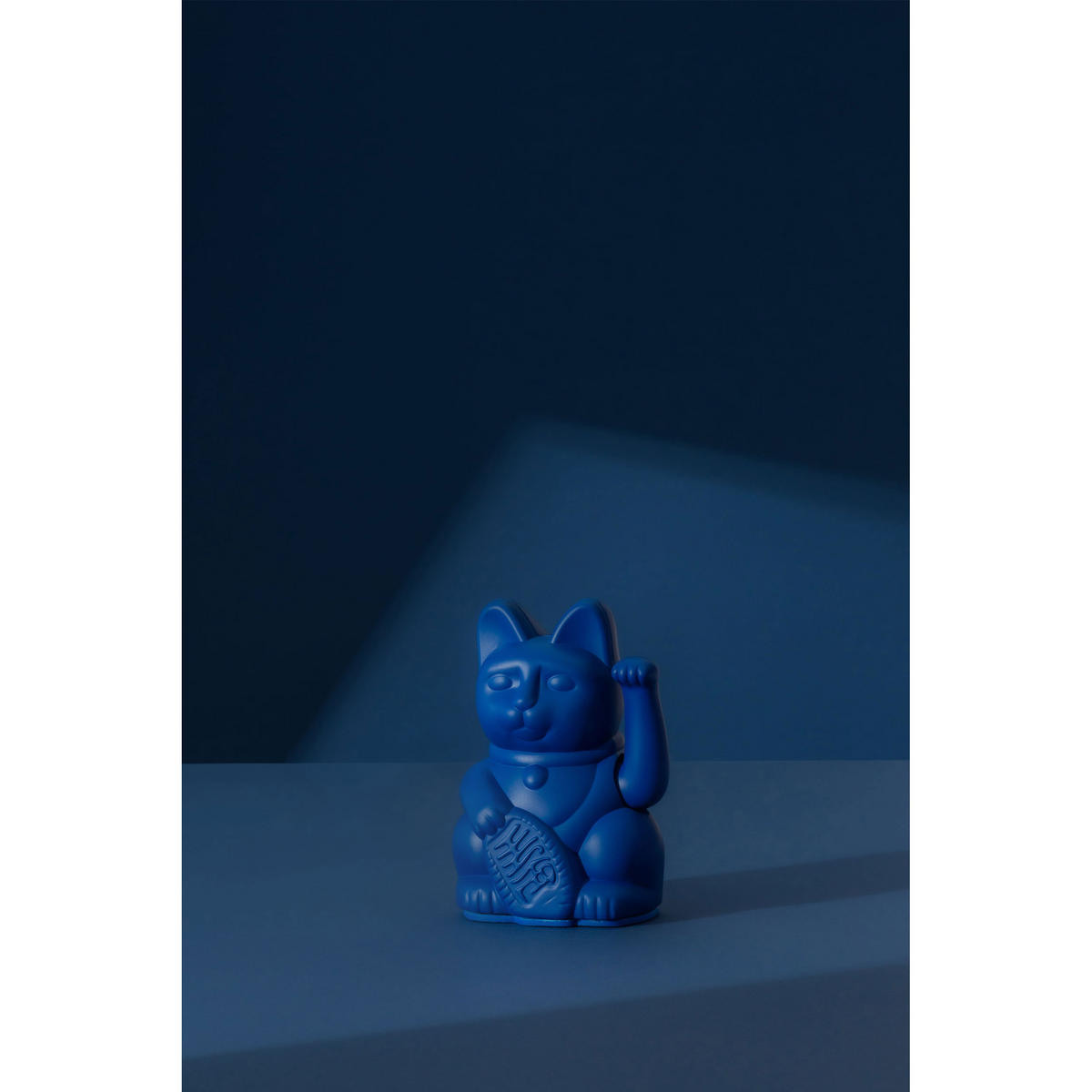 WINKEKATZE Lucky Cat Mini Maneki Neko, Kunststoff, Dunkelblau, 9.8 cm - Blau, Kunststoff (6.7/9.8/5.2cm) - Donkey Products