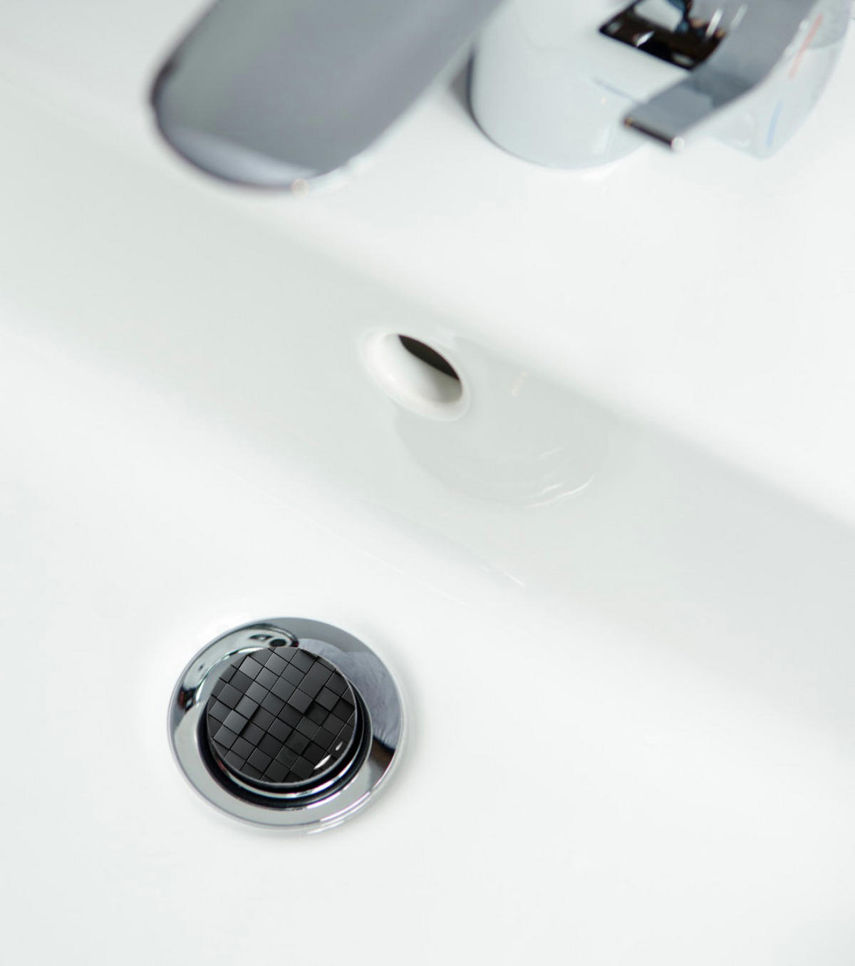 WASCHBECKENSTÖPSEL Cube - Schwarz, Kunststoff/Metall (4/7/7cm) - Sanilo