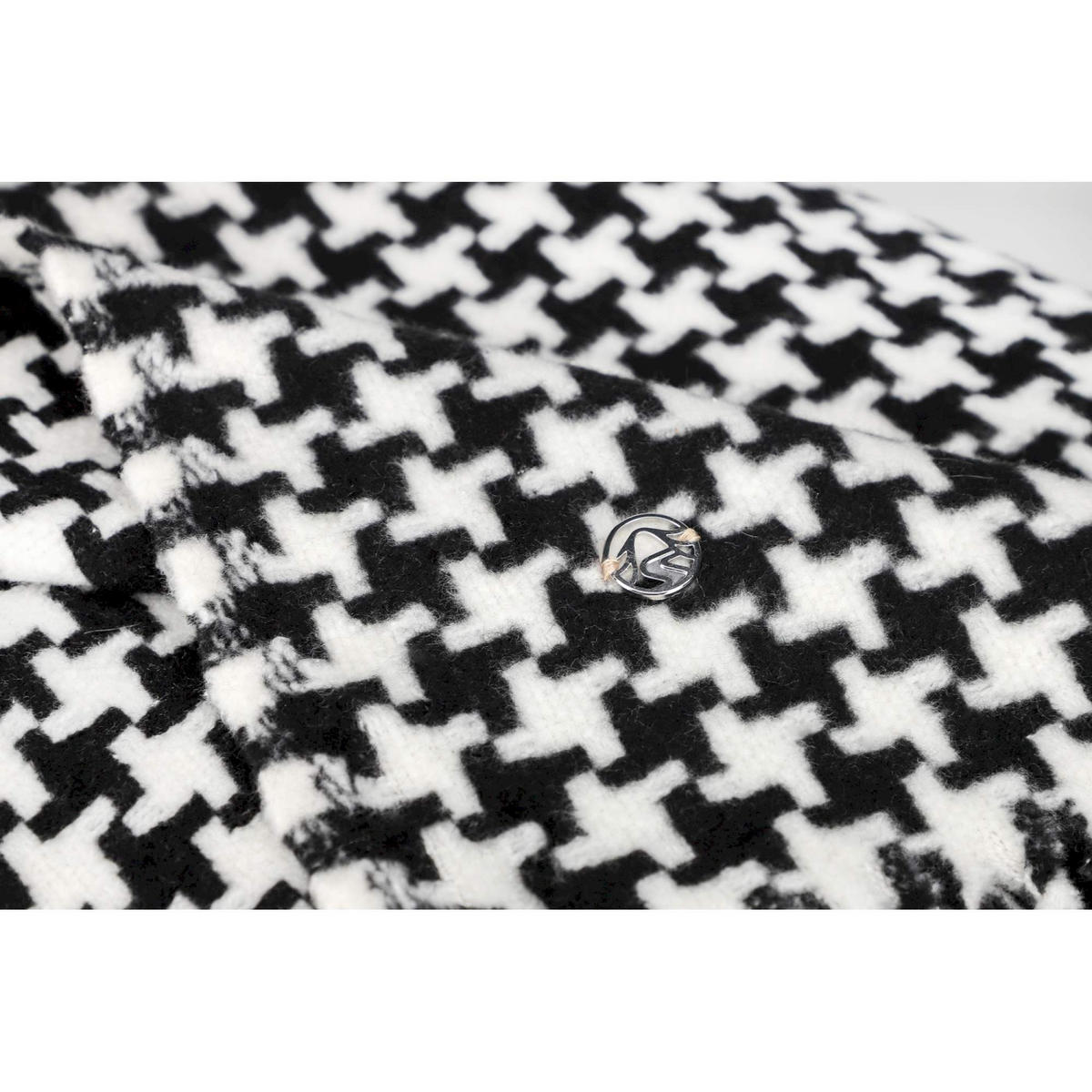 WOHNDECKE CRUSH - Schwarz, Textil (140/180cm) - Sportalm Kitzbühel