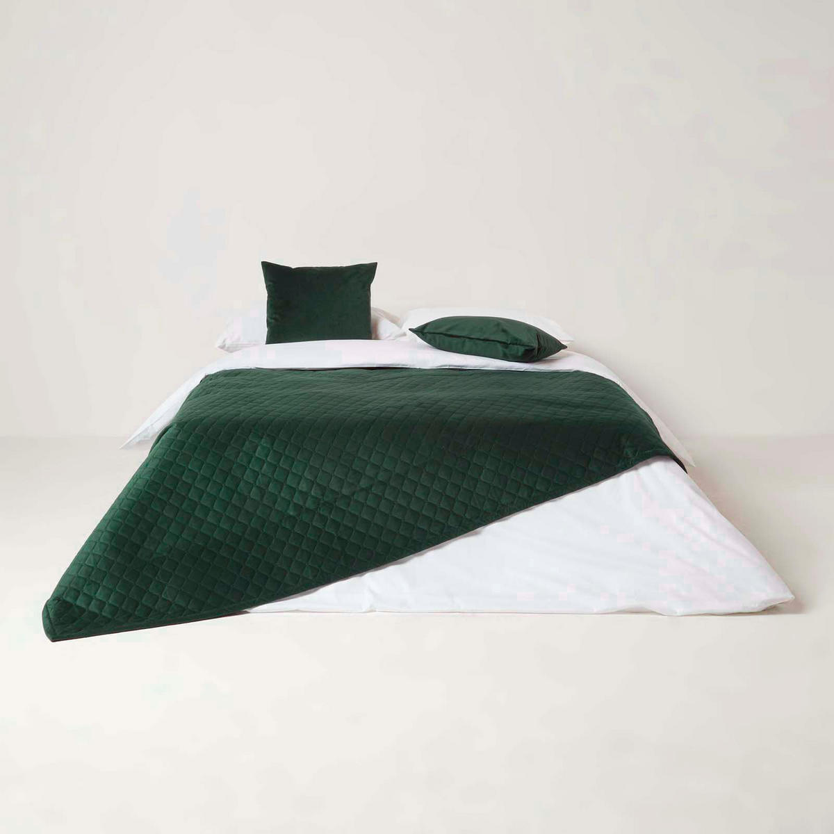 SAMT-WOHNDECKE 150/200 cm, gesteppt - Grün, Textil (150/200cm) - Homescapes
