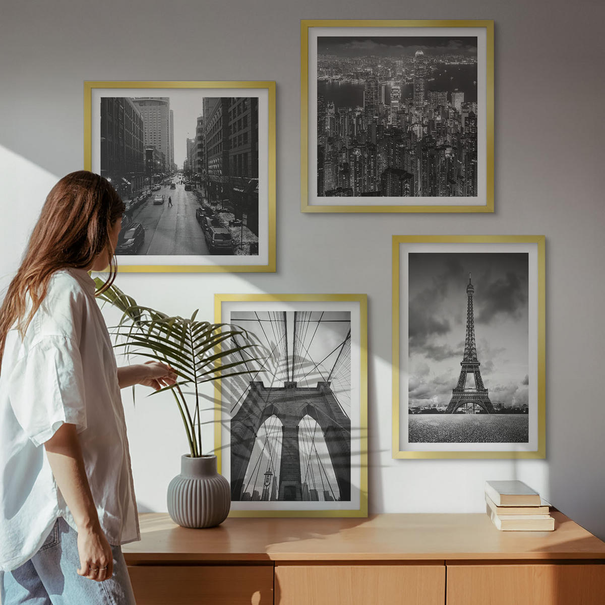 BILDER SET 4er Set - 50x50 cm & 40x60 cm Goldrahmen - Monochromatische Brückentürme - Goldfarben, Kunststoff (50/50cm) - TULUP