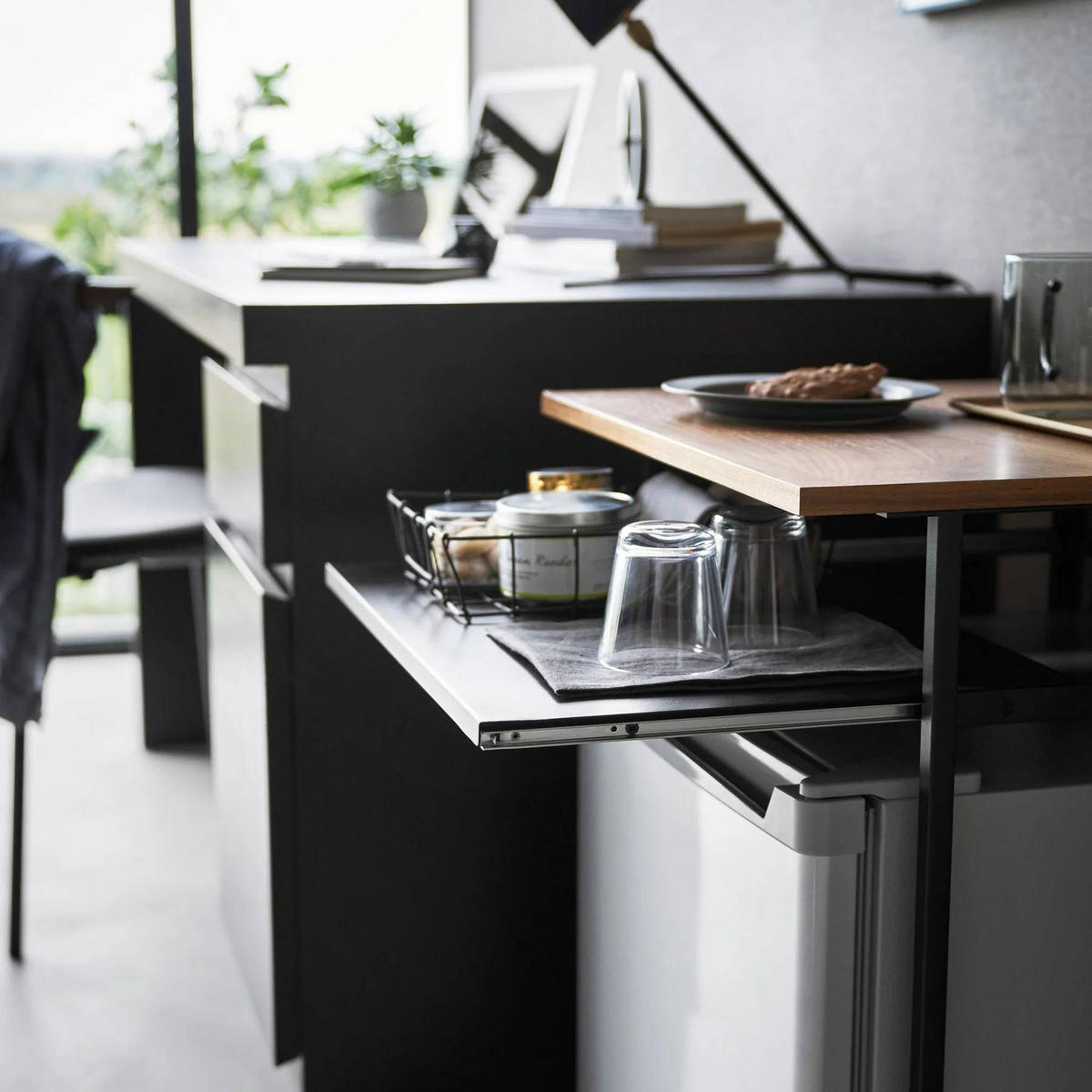 BEISTELLTISCH Tower schwarz 45/53/68 cm - Schwarz, Metall (45/53/66cm) - Yamazaki
