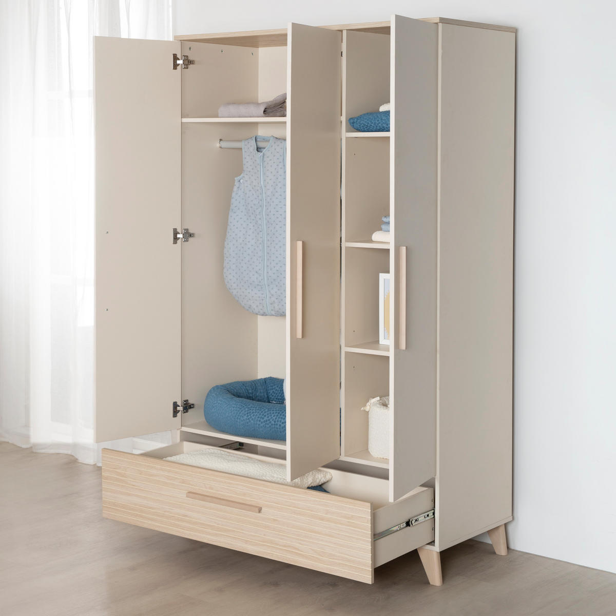 KLEIDERSCHRANK Sidney 3-türig - Kaschmir, Holz/Holzwerkstoff (118/190/52cm) - Roba