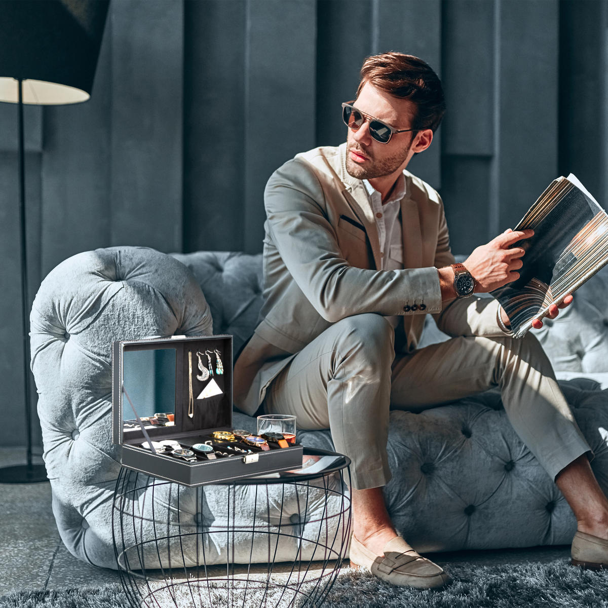 UHRENBOX - Schwarz, Glas/Holzwerkstoff (30/8/20.5cm) - Relaxdays