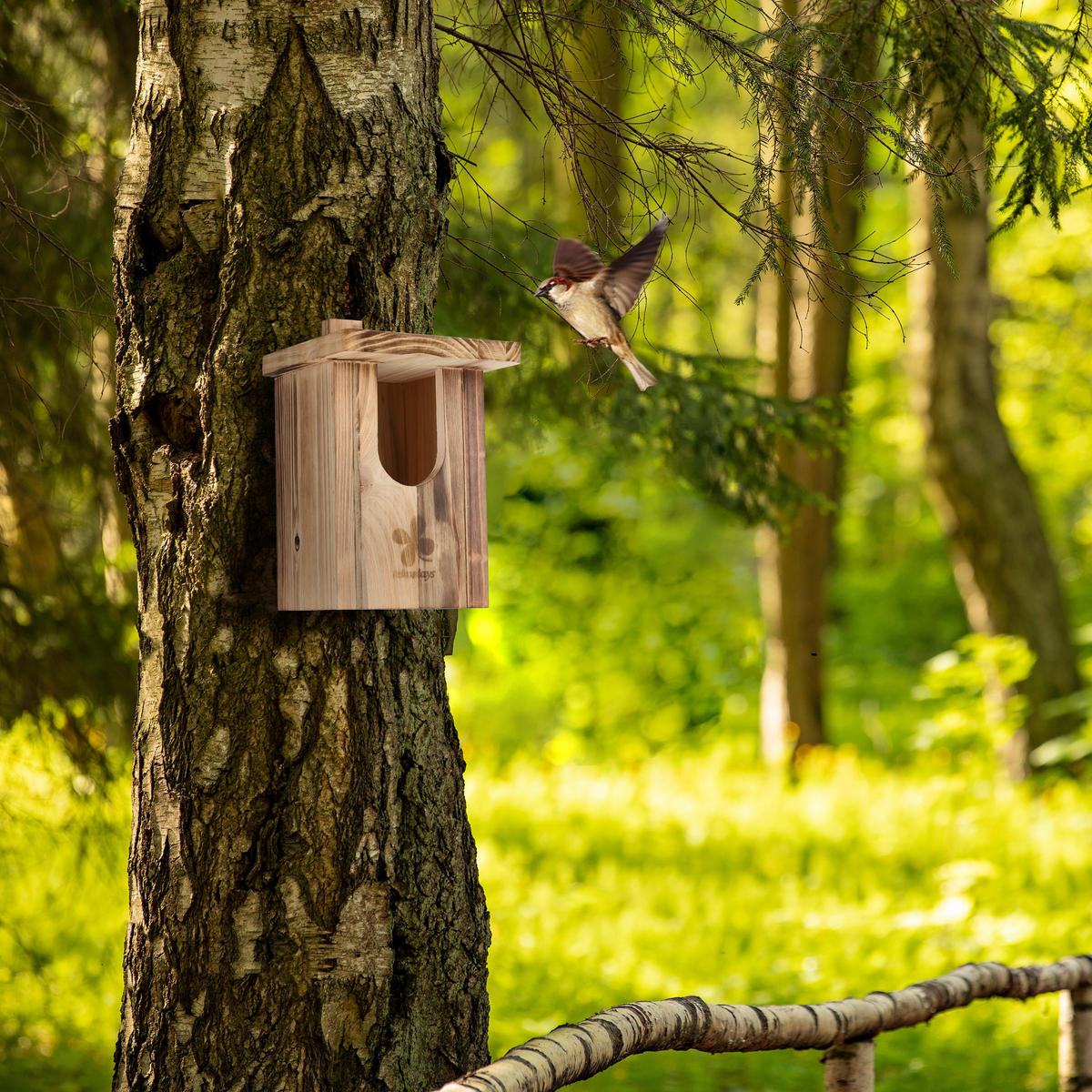NISTKASTEN - Hellbraun, Holz (15/25/21.5cm) - Relaxdays