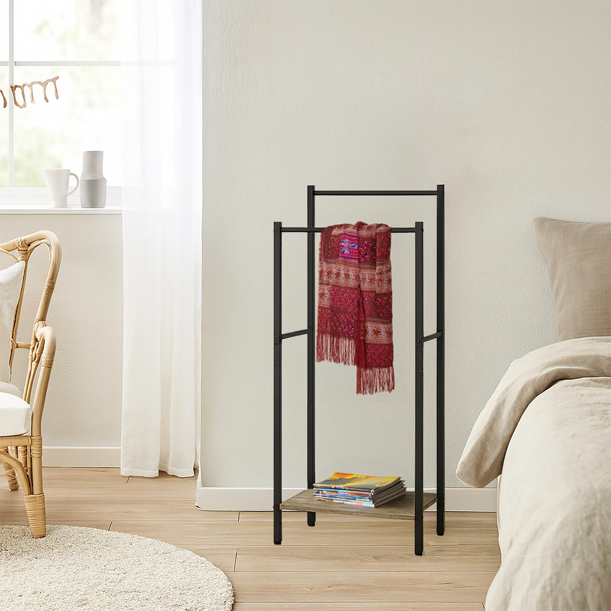 HANDTUCHSTÄNDER - Schwarz, Holzwerkstoff/Textil (42/81.5/24cm) - Relaxdays