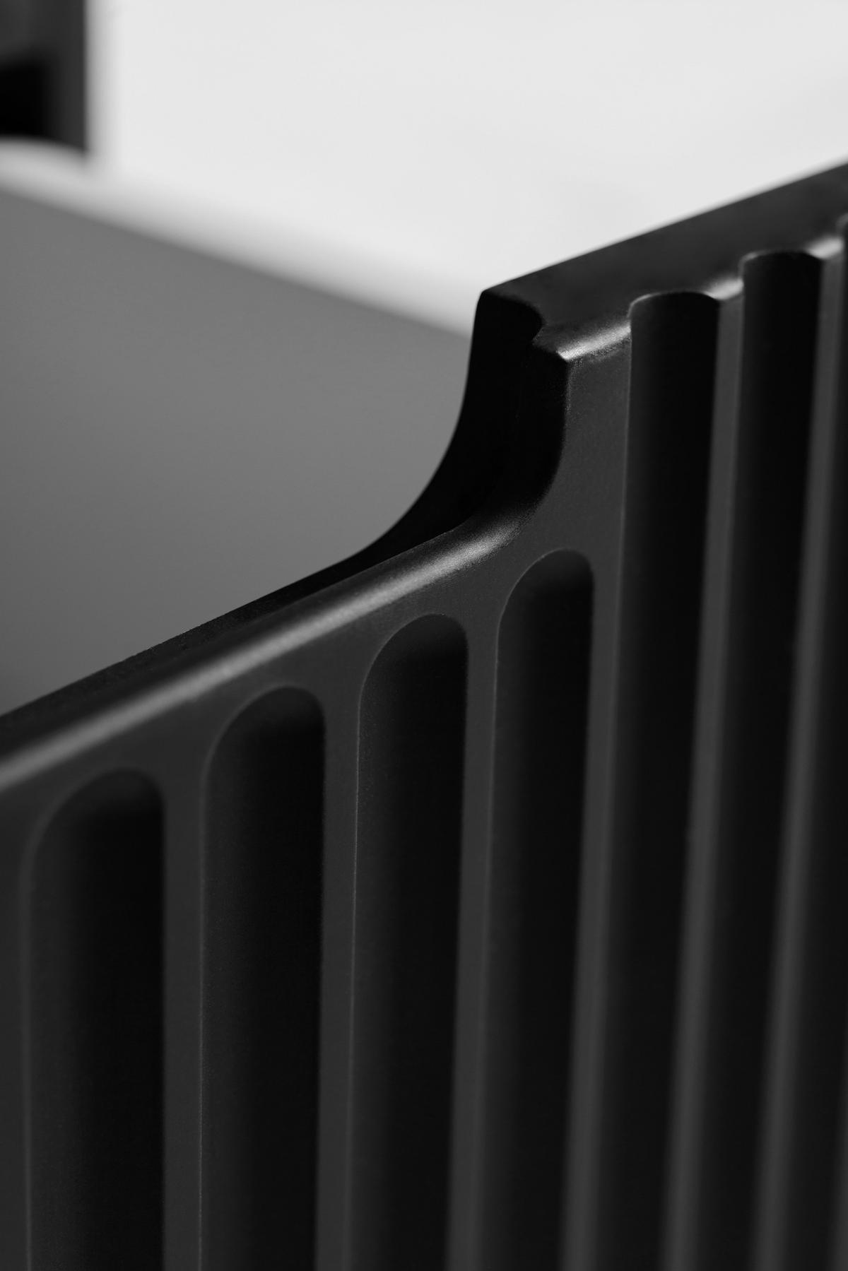 WASCHBECKUNTERSCHRANK VENA 160 cm mit Arbeitsplatte Farbe: Eichen Craft gerillte Vorderseite Matt Schwarz - Eichefarben/Schwarz, Holzwerkstoff (160/58/46cm) - Rodan