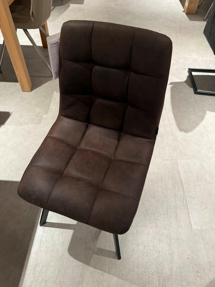 SZÉK RUBI-BUDAÖRS OUTLET - Carryhome