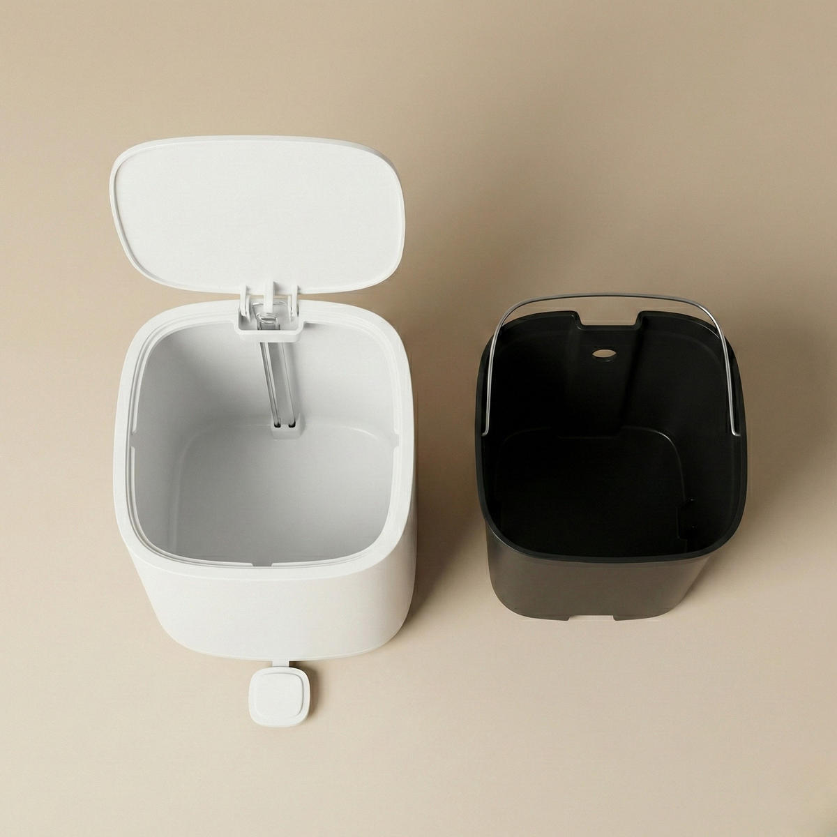 BADEZIMMERABFALLEIMER mit Fußpedal Invi 7 l 27/21/27 cm - Weiß, Kunststoff (21/27/27cm) - NUXIO