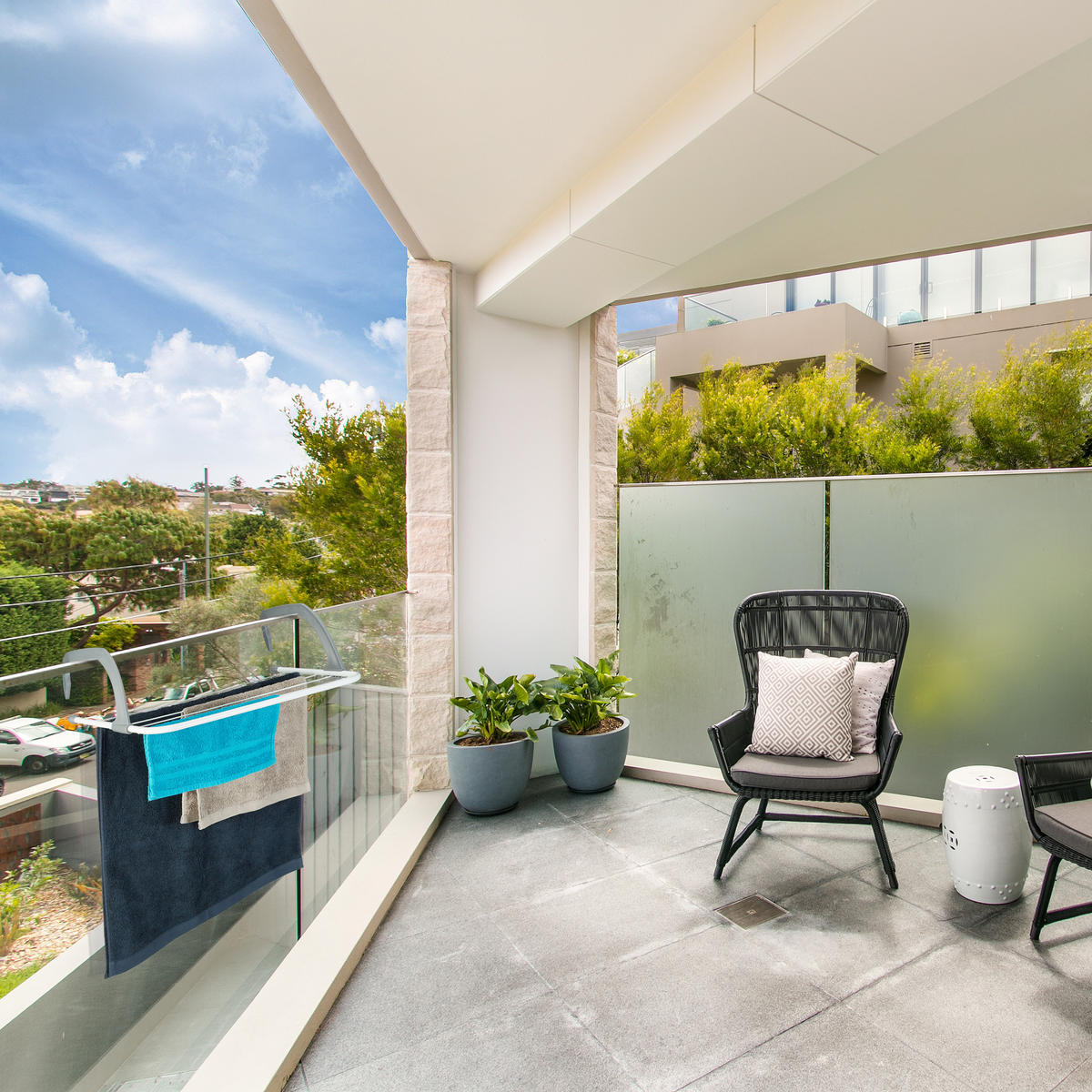 ZÁVESNÝ sušič - viacfarebná, kov/plast (52/16/35cm) - Relaxdays