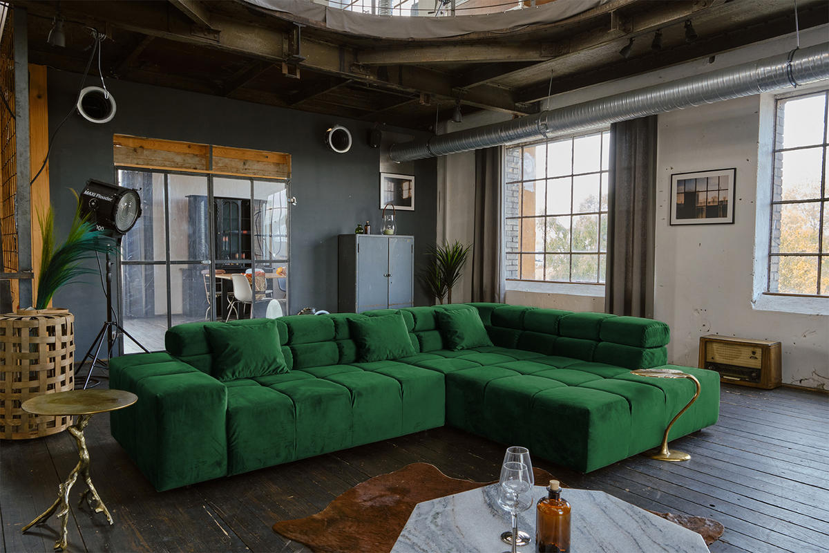ECKSOFA MIT MOTORISCHEM SITZVORZUG NEVADA Smaragdgrün Velvet - Smaragdgrün/Schwarz, Textil (319/215cm) - KAWOLA