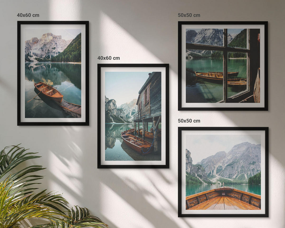 BILDER SET 4er Set - 50x50 cm & 40x60 cm Schwarzer Rahmen - Haus am Bergsee Łódź - Schwarz, Kunststoff (50/50cm) - TULUP